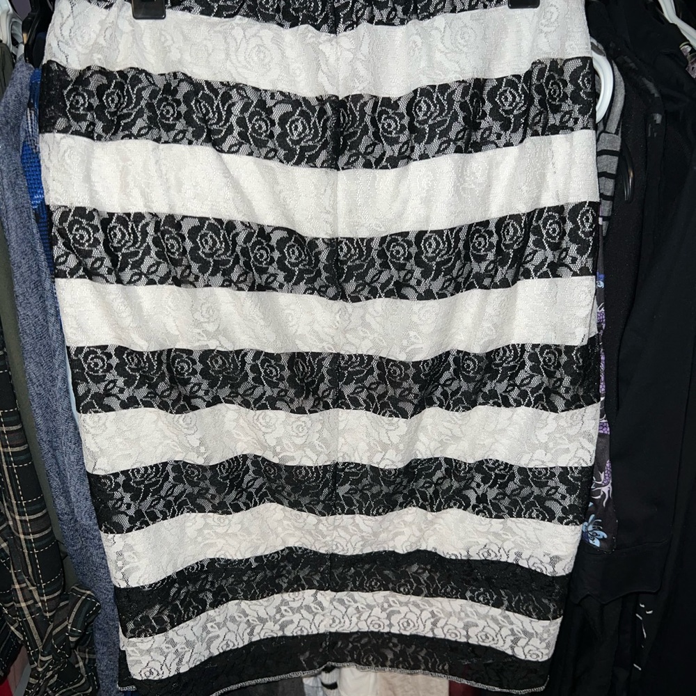 Skirt Bundle - Picture 2 of 7
